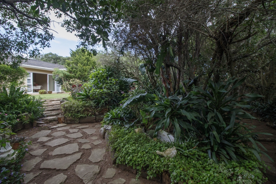 6 Bedroom Property for Sale in West Bank Eastern Cape